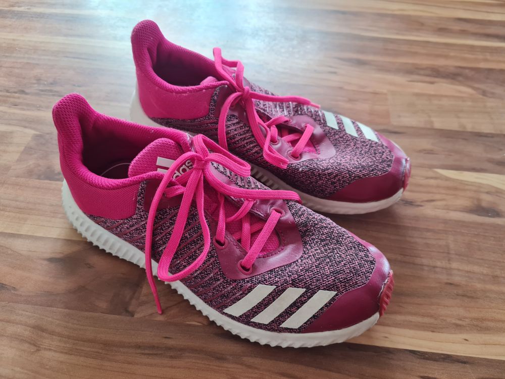 Adidas Sportschuhe, Gr. 34, Secondhand