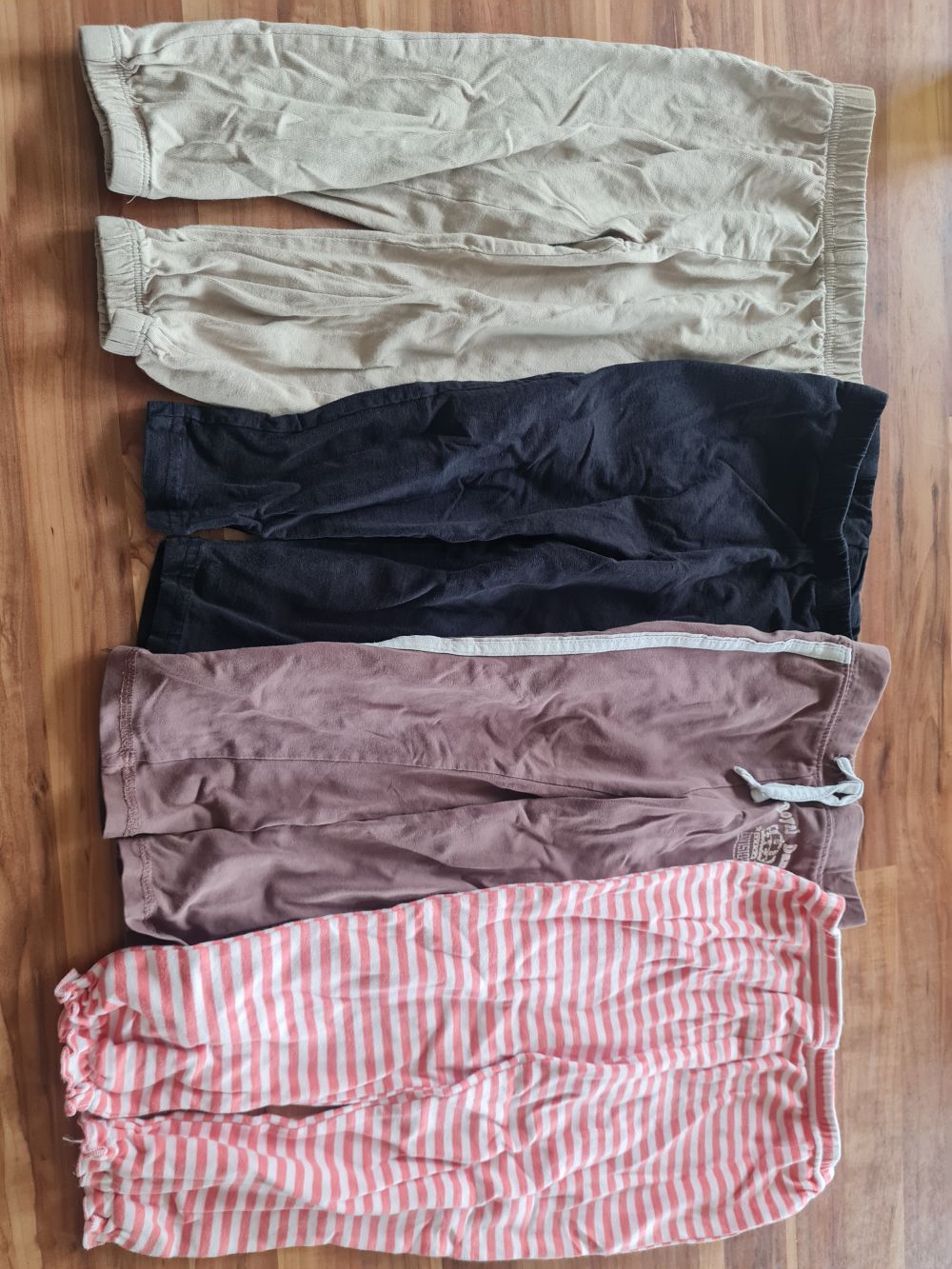 4 Hosen für Mädchen, Gr. 92, Secondhand