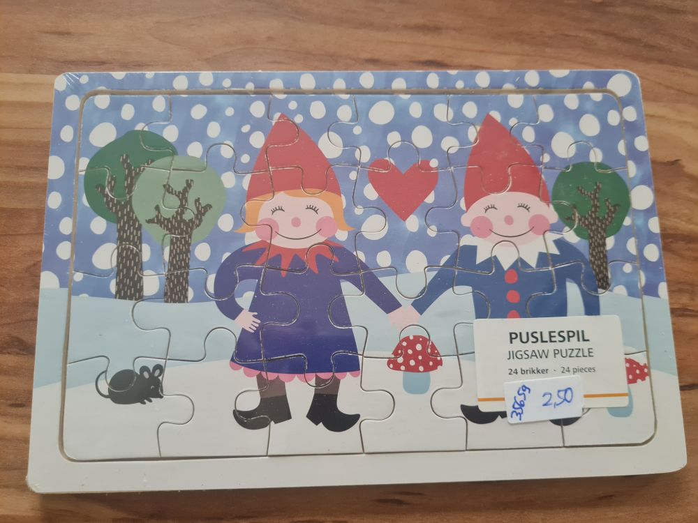 Holzpuzzle "Wichtel im Schnee", 24 Teile, Neuware