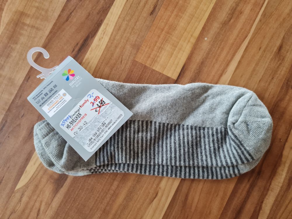 2 Paar Sneaker-Socken, Gr. 39-42, Neuware