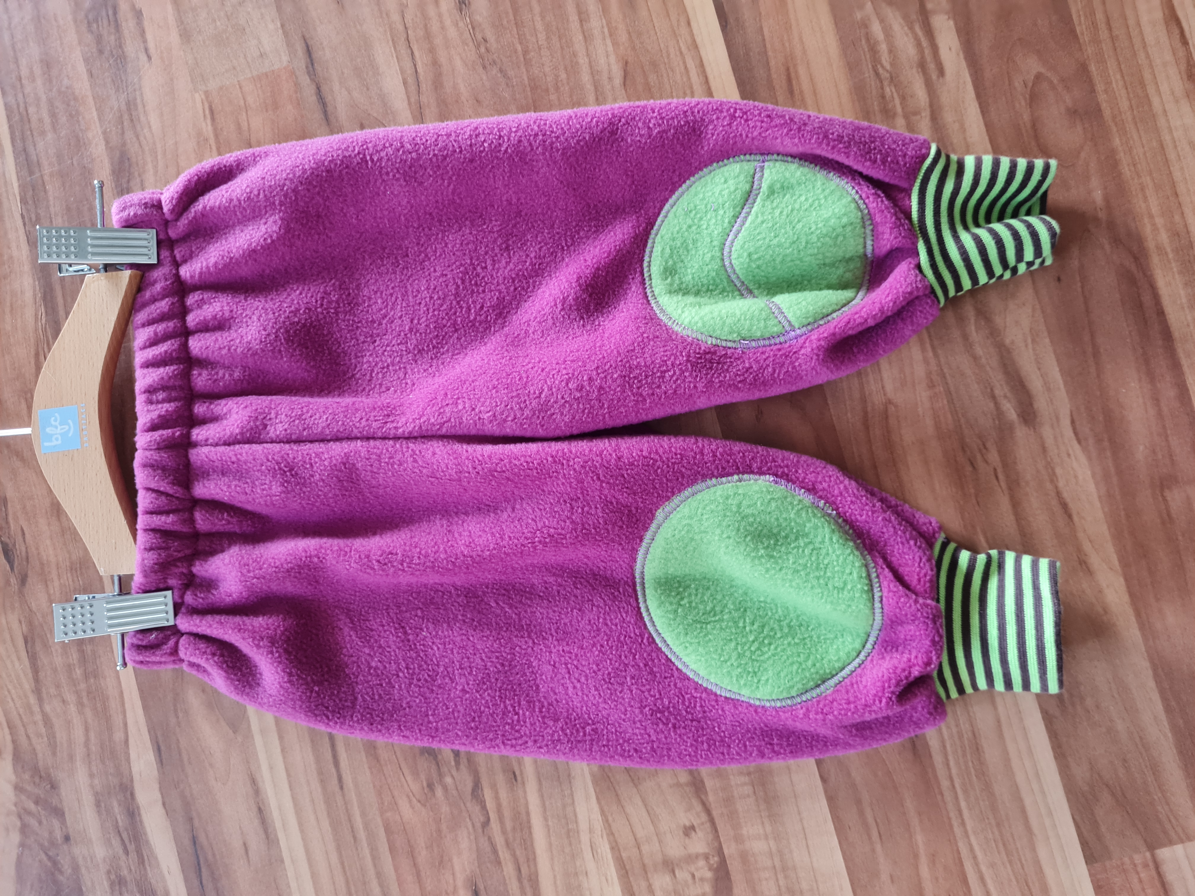 Hose aus Fleece mit verstärkten Knien, Gr. 62/68, Neuware