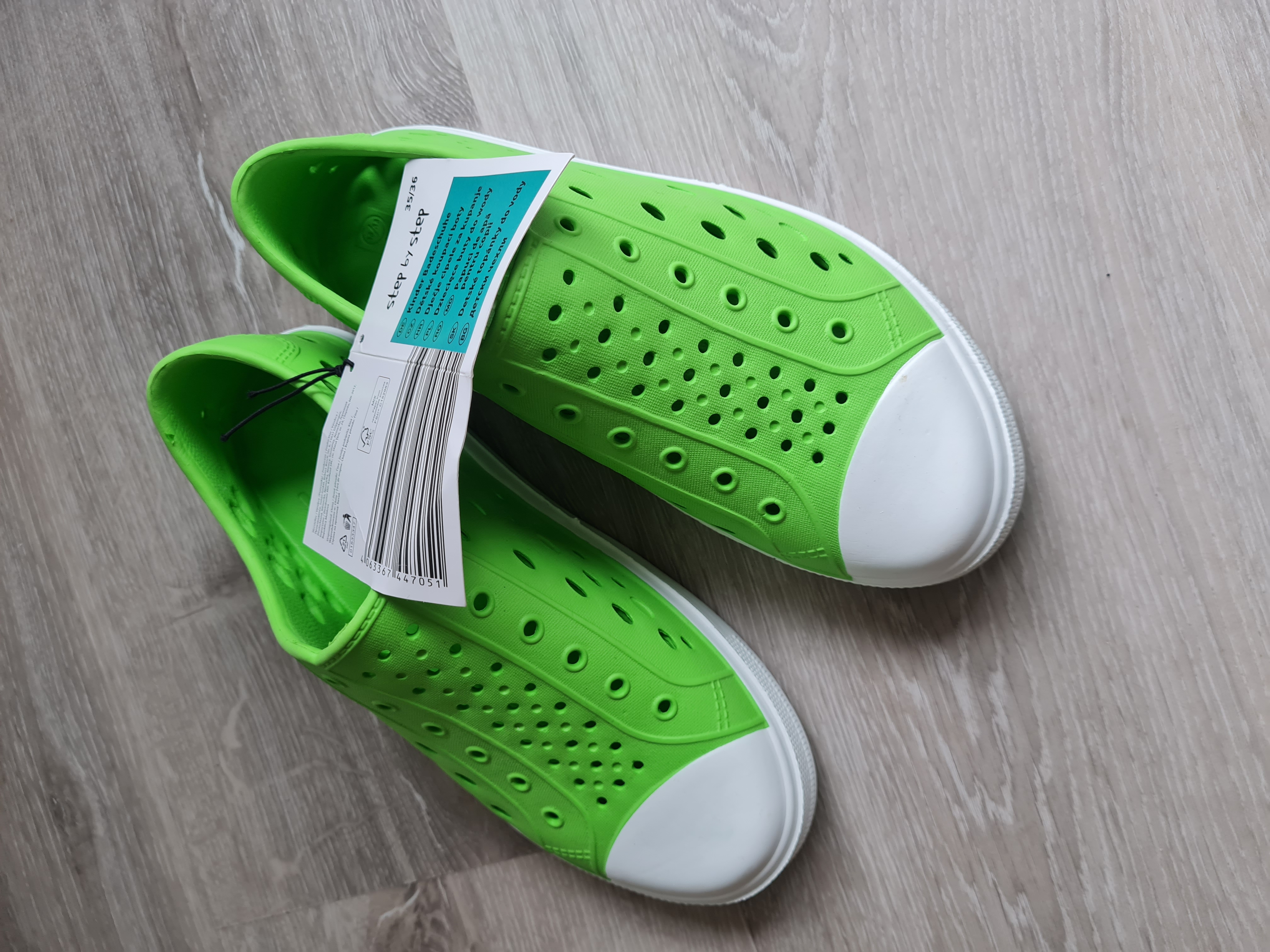Badeschuhe für Kinder, Gr. 35/36, Neuware