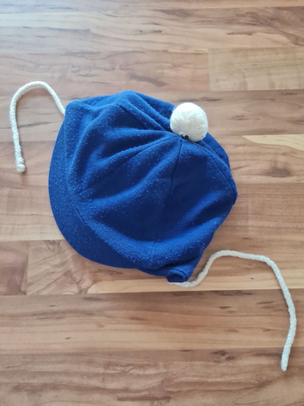 Bommelmütze aus den 70ern für Jungen, Gr. 43-45 (5-6 Monate), Secondhand