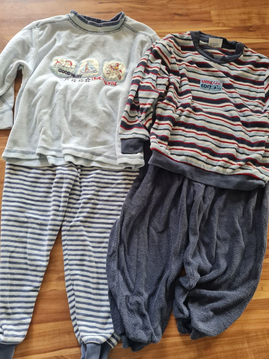 2 Schlafanzüge für Jungen, Gr. 86/92, Secondhand