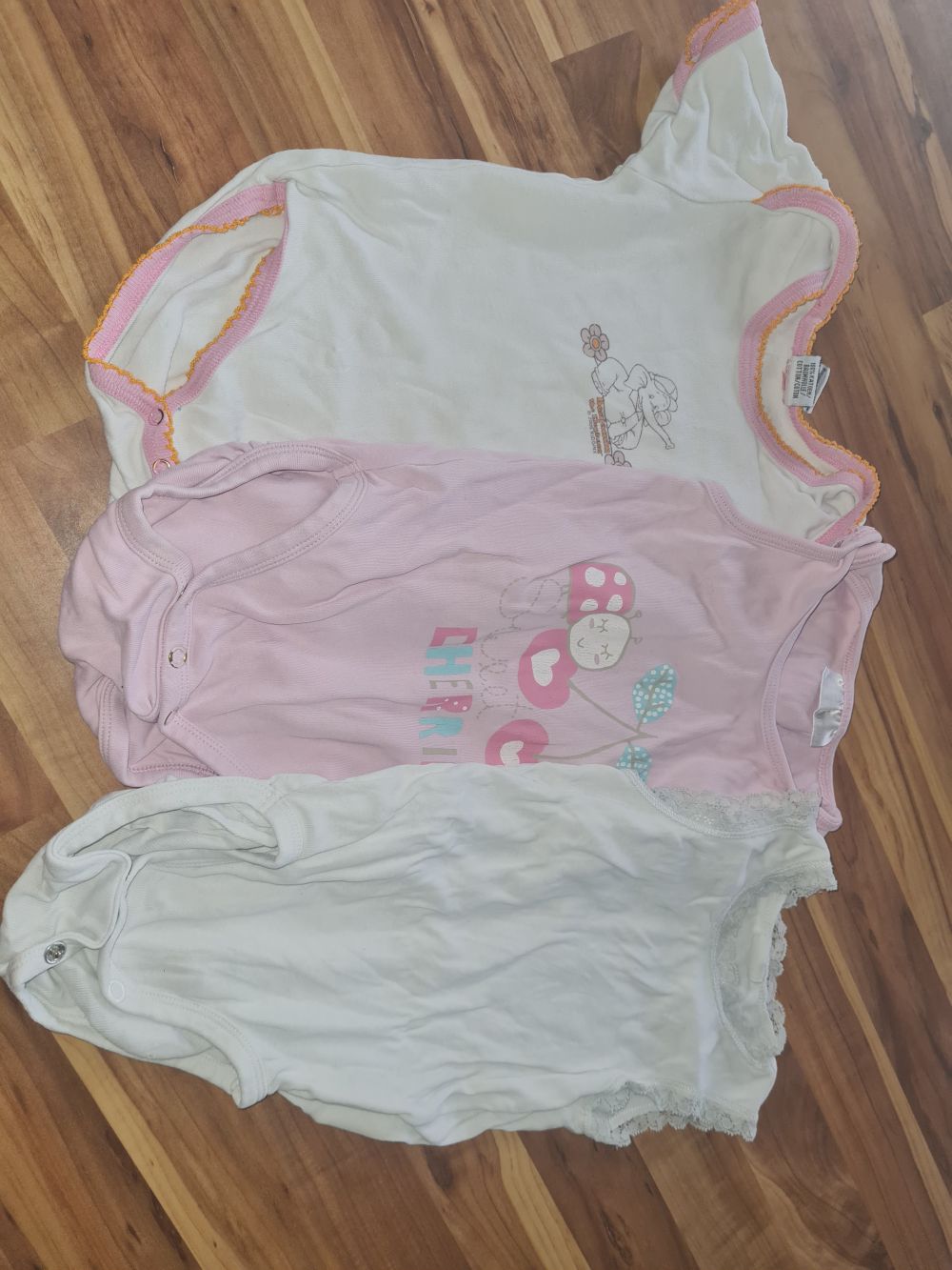 3 Bodies für Mädchen, Gr. 80, Secondhand