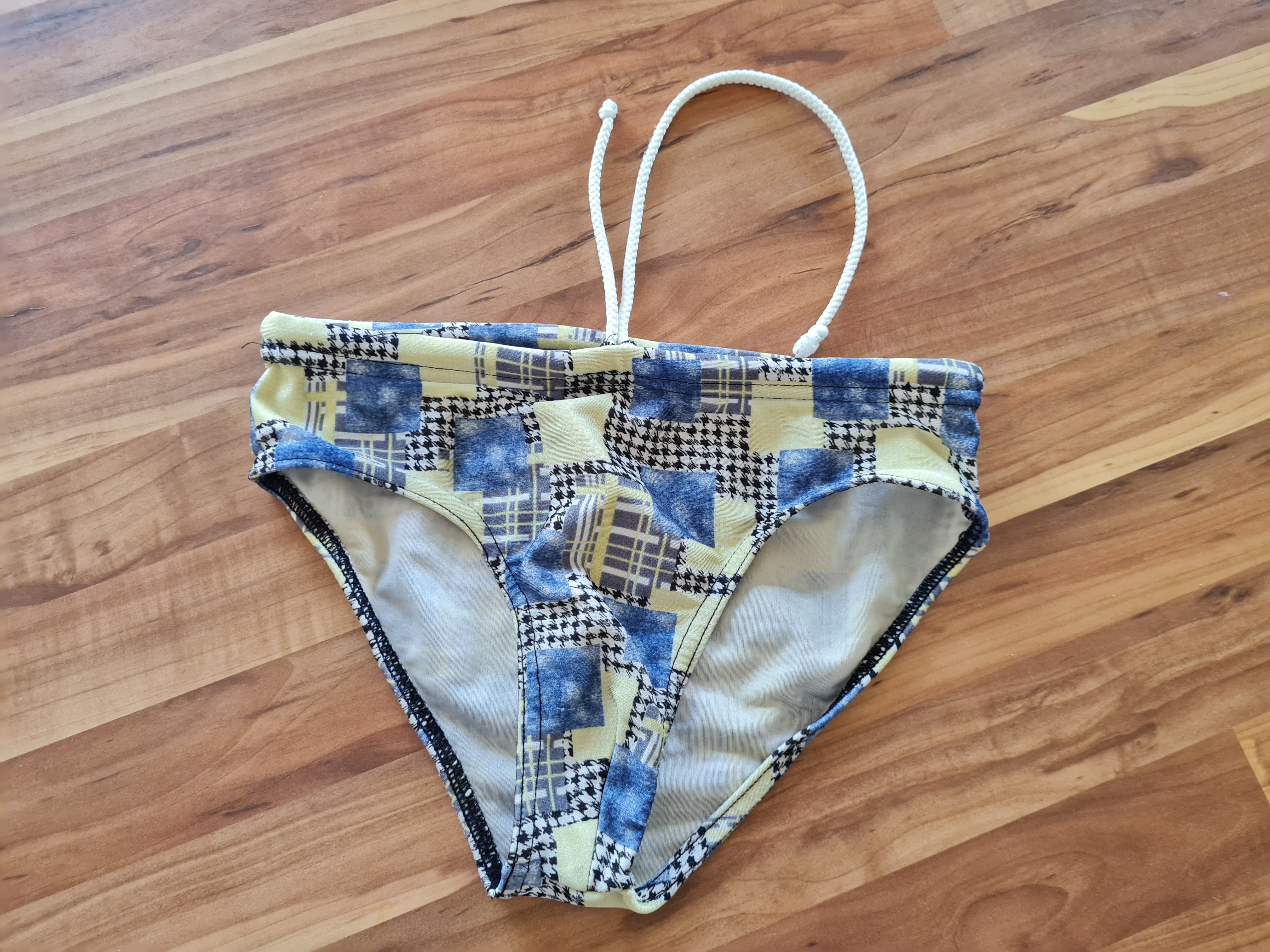 Badehose Gr. 152, Secondhand