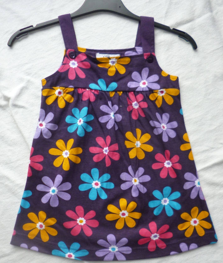 Kleid Gr. 92/98, Neuware