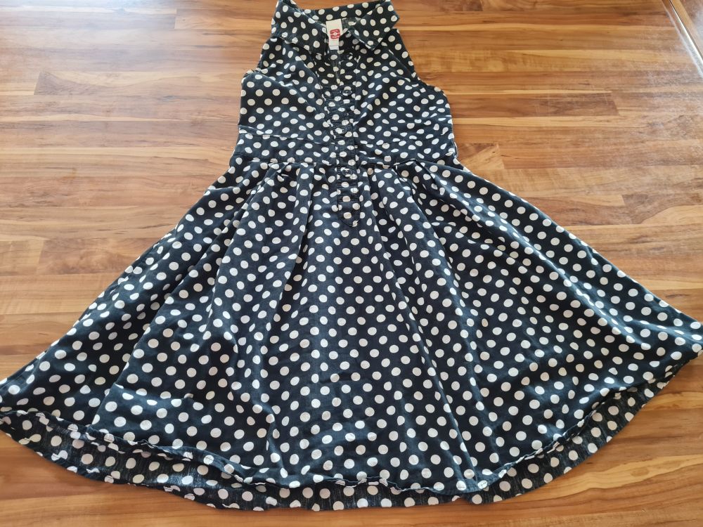 Sommerkleid Gr. 140, Secondhand