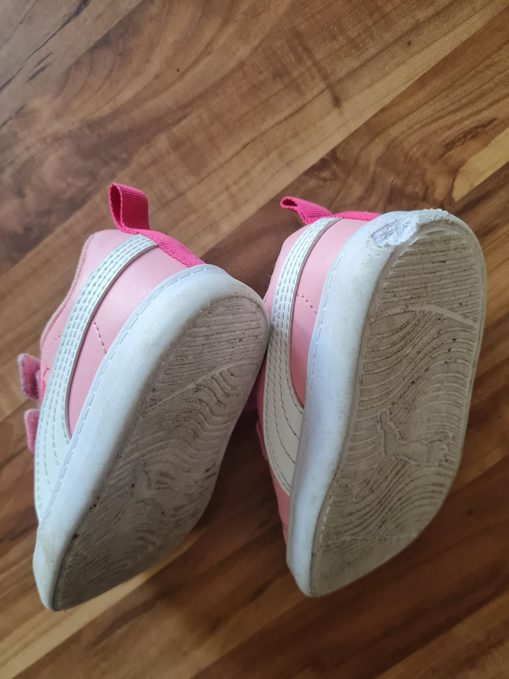 Puma Sportschuhe, Gr. 22, Secondhand