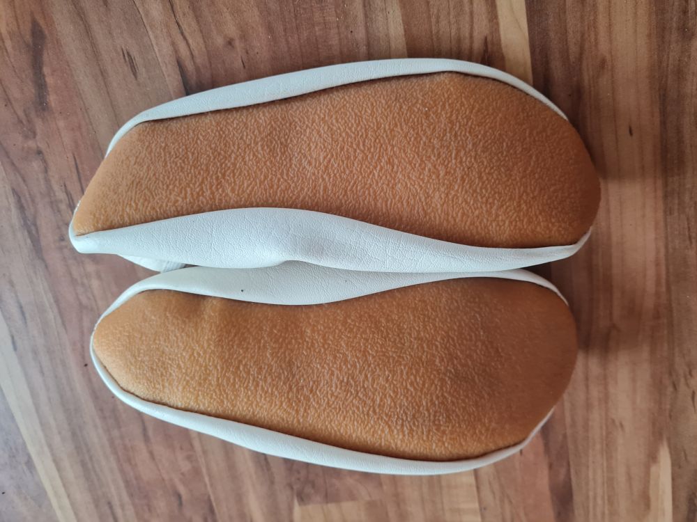 Turnschläppchen, weiß, Gr. 36/37, Secondhand