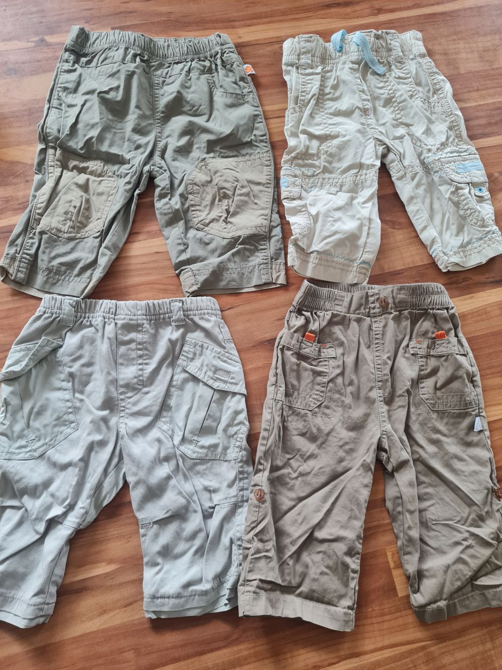4 Hosen für Jungen, Gr. 68, Secondhand