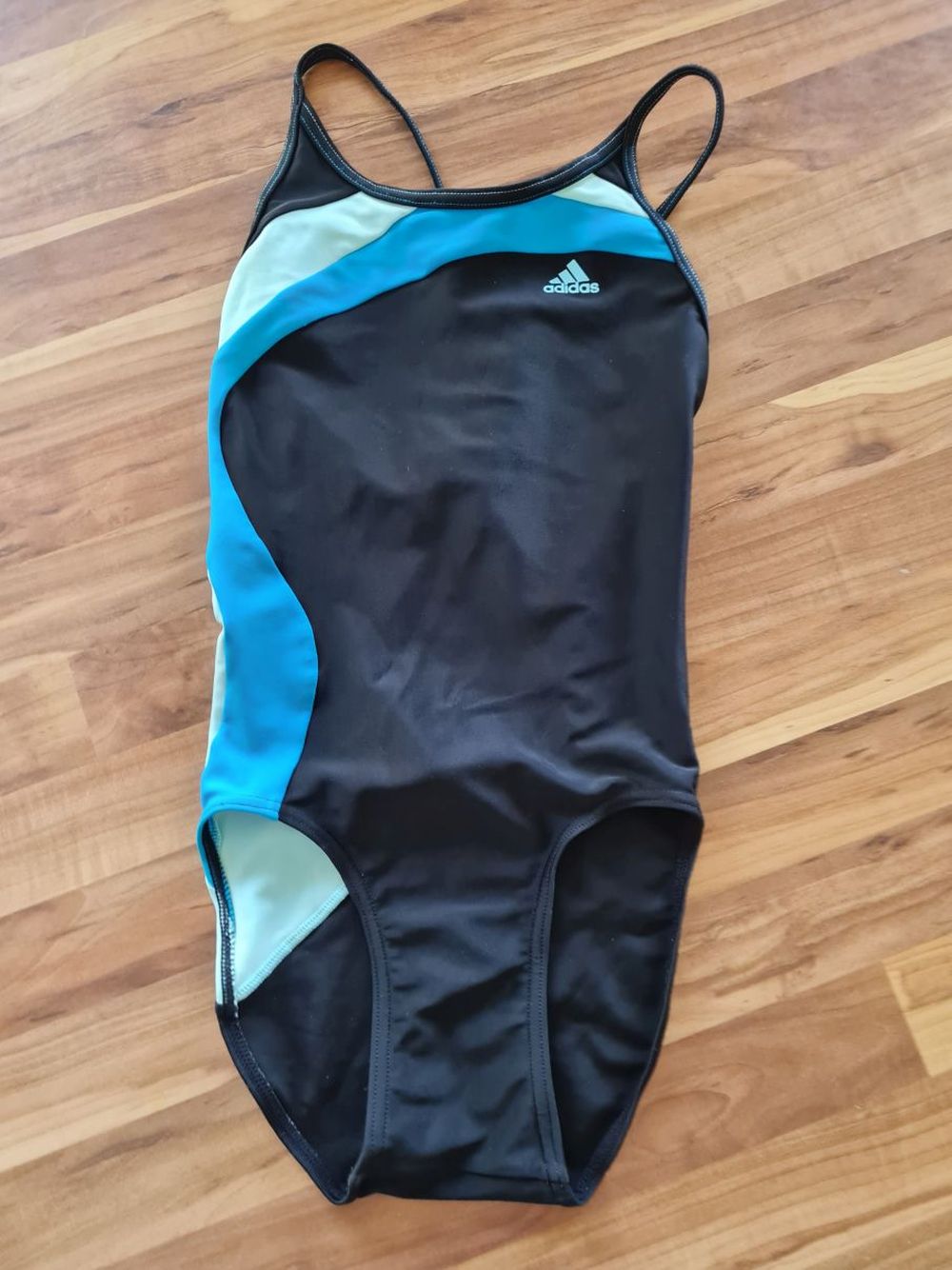 Adidas Badeanzug Gr. 110/116, Secondhand