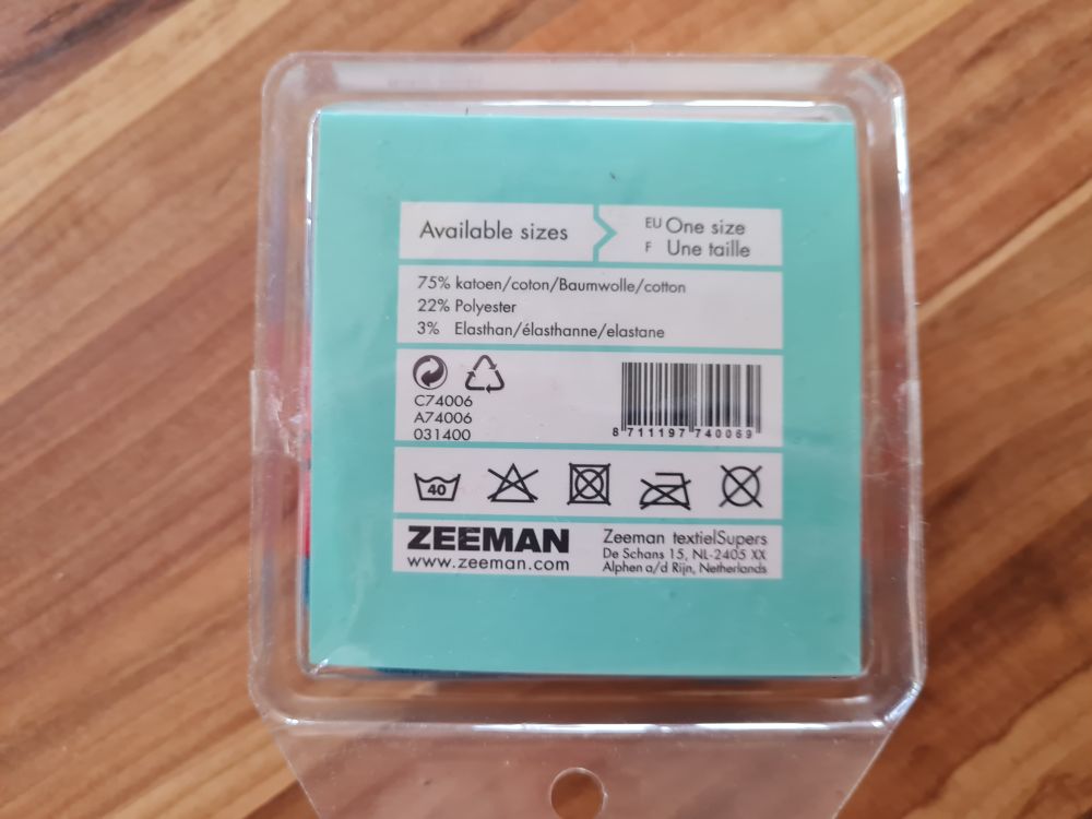 1 Paar Erstlingssocken "Herzen", türkis - rot, Neuware mit Etikett