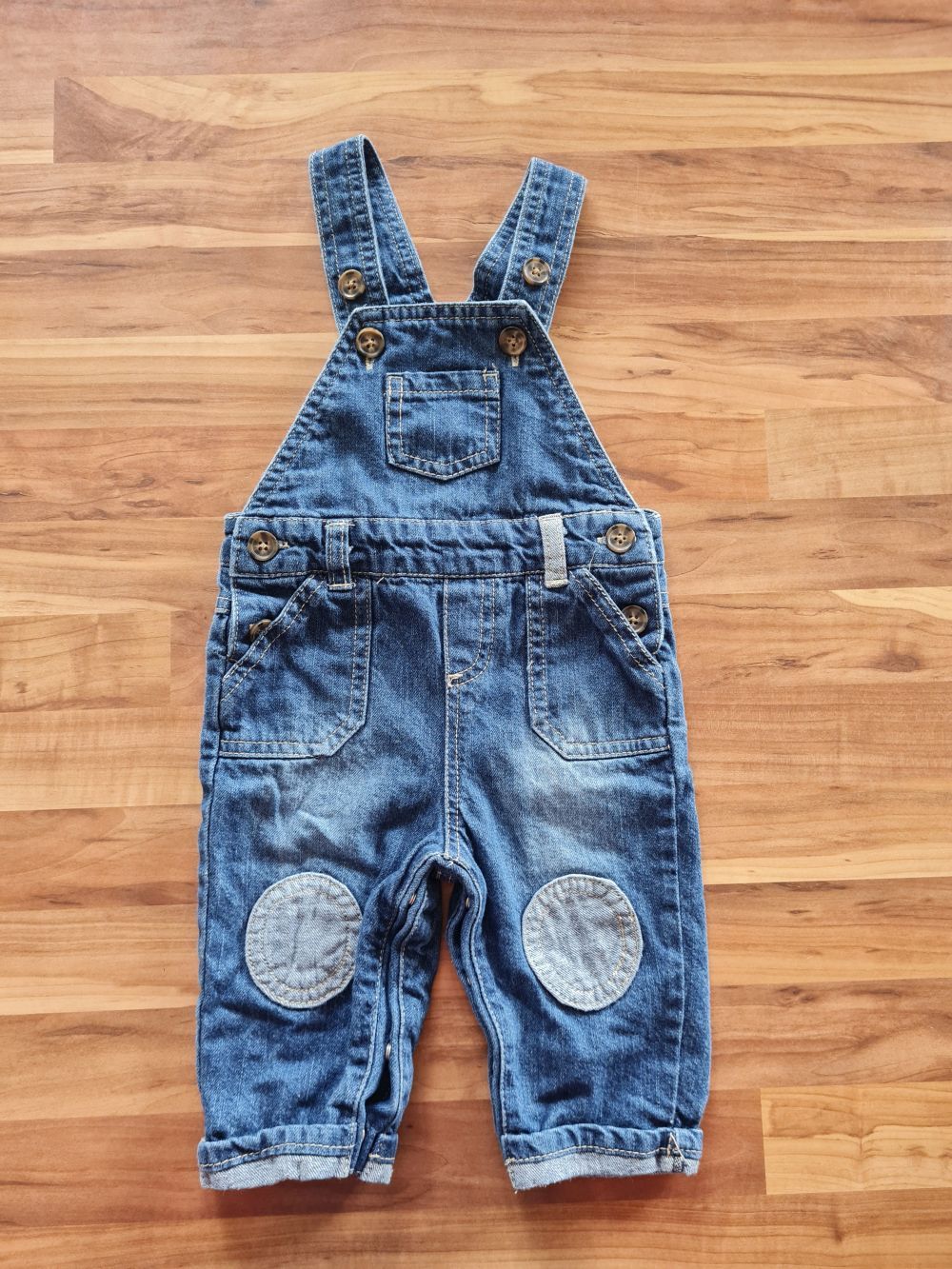 Jeans-Latzhose Gr. 68, Secondhand
