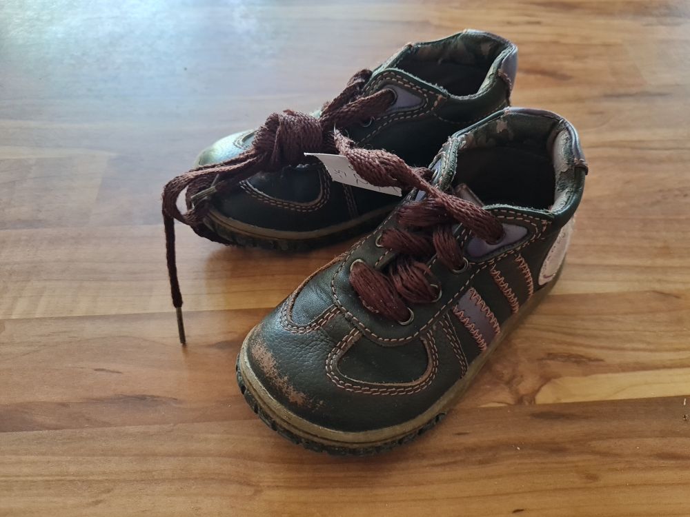 manguun Schuhe, Gr. 22, Secondhand