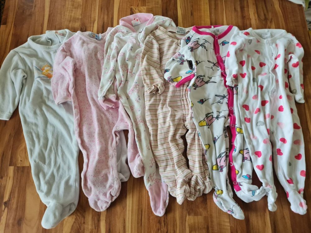 6 Schlafanzüge für Mädchen, Gr. 62/68, Secondhand