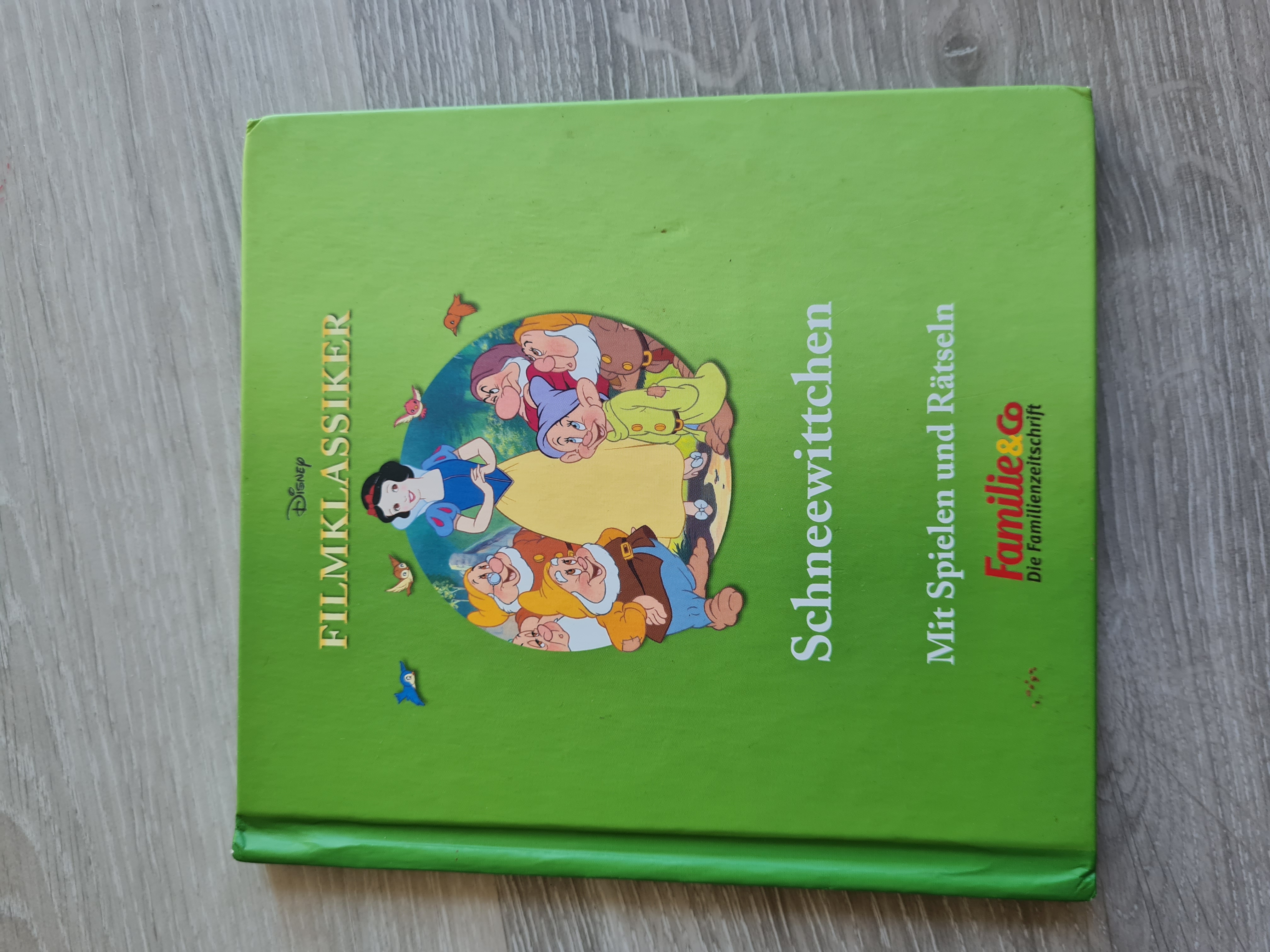 Schneewittchen - mit Spielen und Rätseln