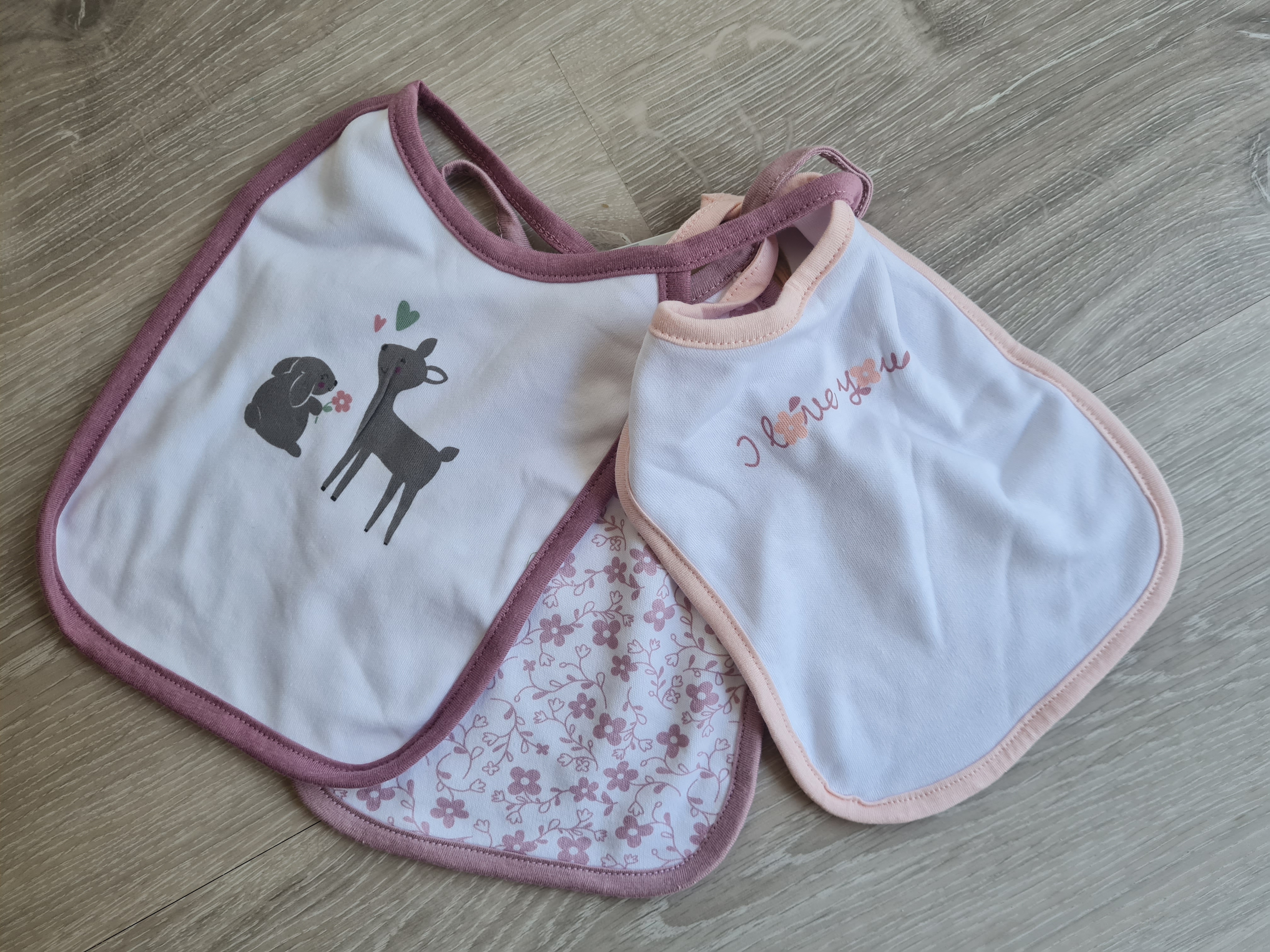 Set mit 3 Lätzchen, Neuware