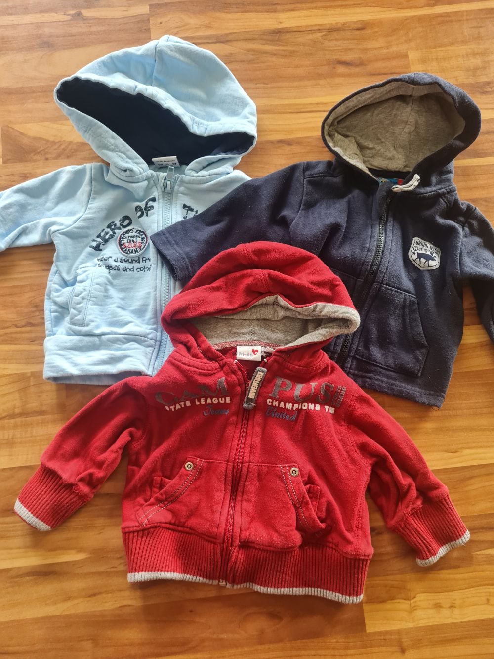 3 Sweatjacken für Jungen, Gr. 62, Secondhand